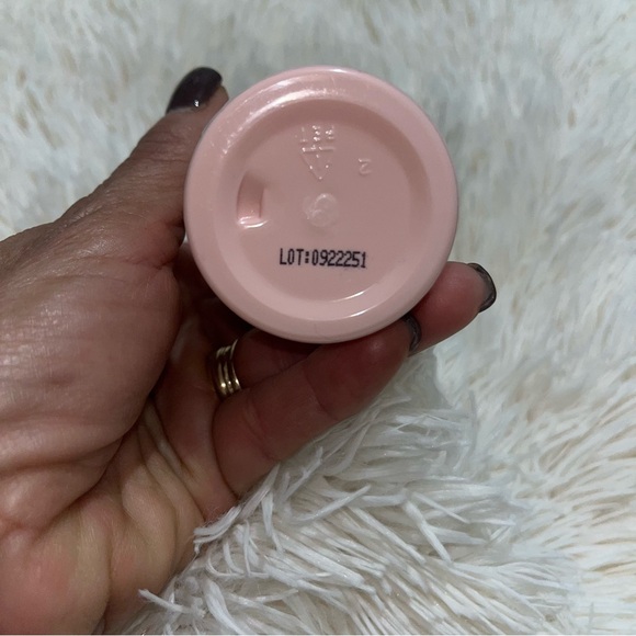 🆕Vike Makeup Melt Remover Spray 6.7 oz - Picture 3 of 4